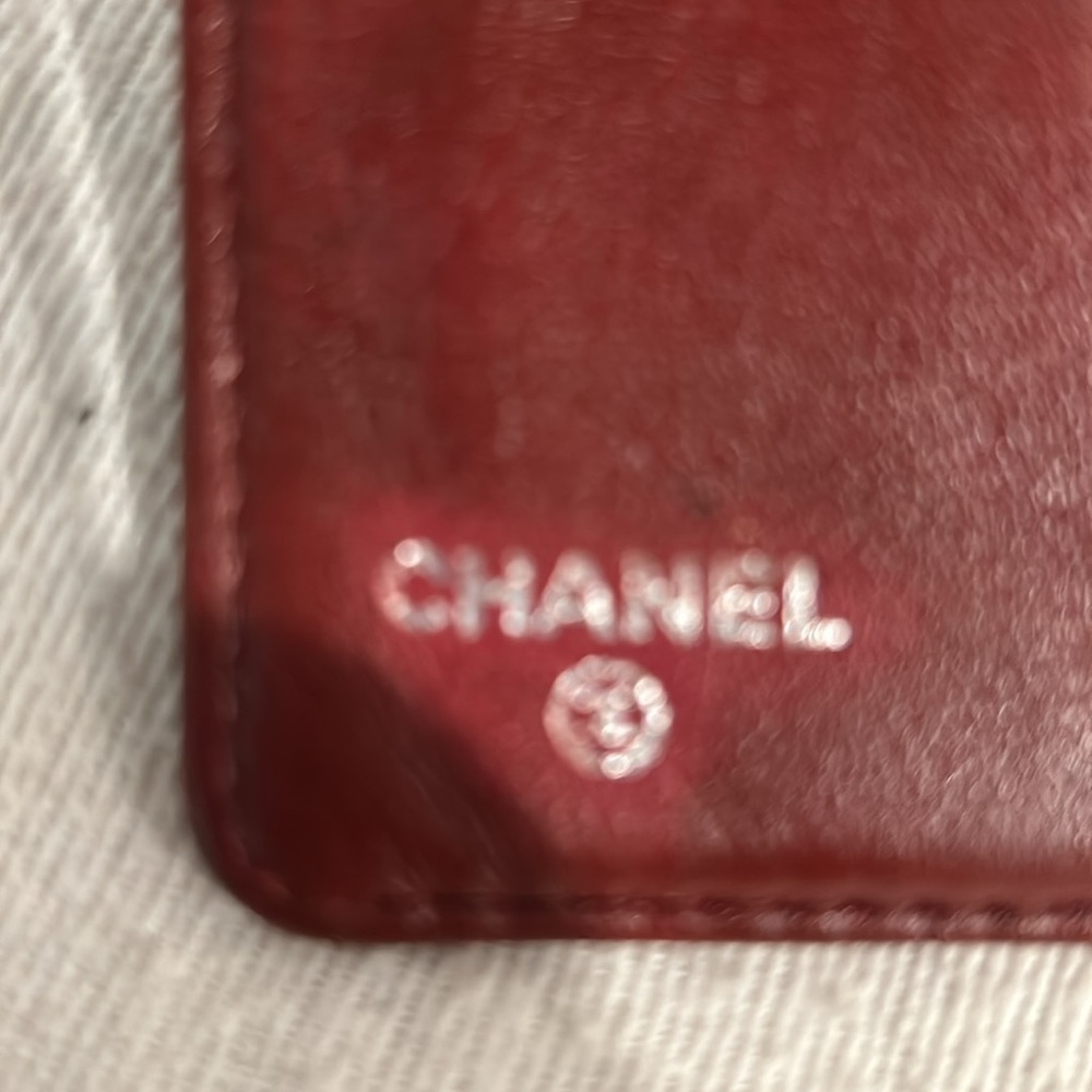 Chanel  Quilted Patent Leather Brilliant Wallet with box /dust bag +COA - Picture 11 of 14